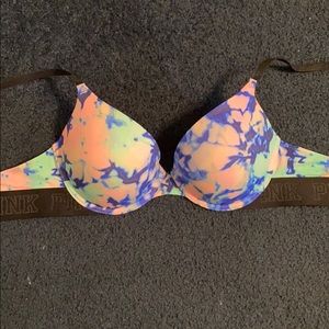 Victoria’s Secret PINK Padded bra